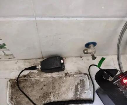 石龙屋顶漏水维修公司分享下卫生间漏水的危害及解决方法
